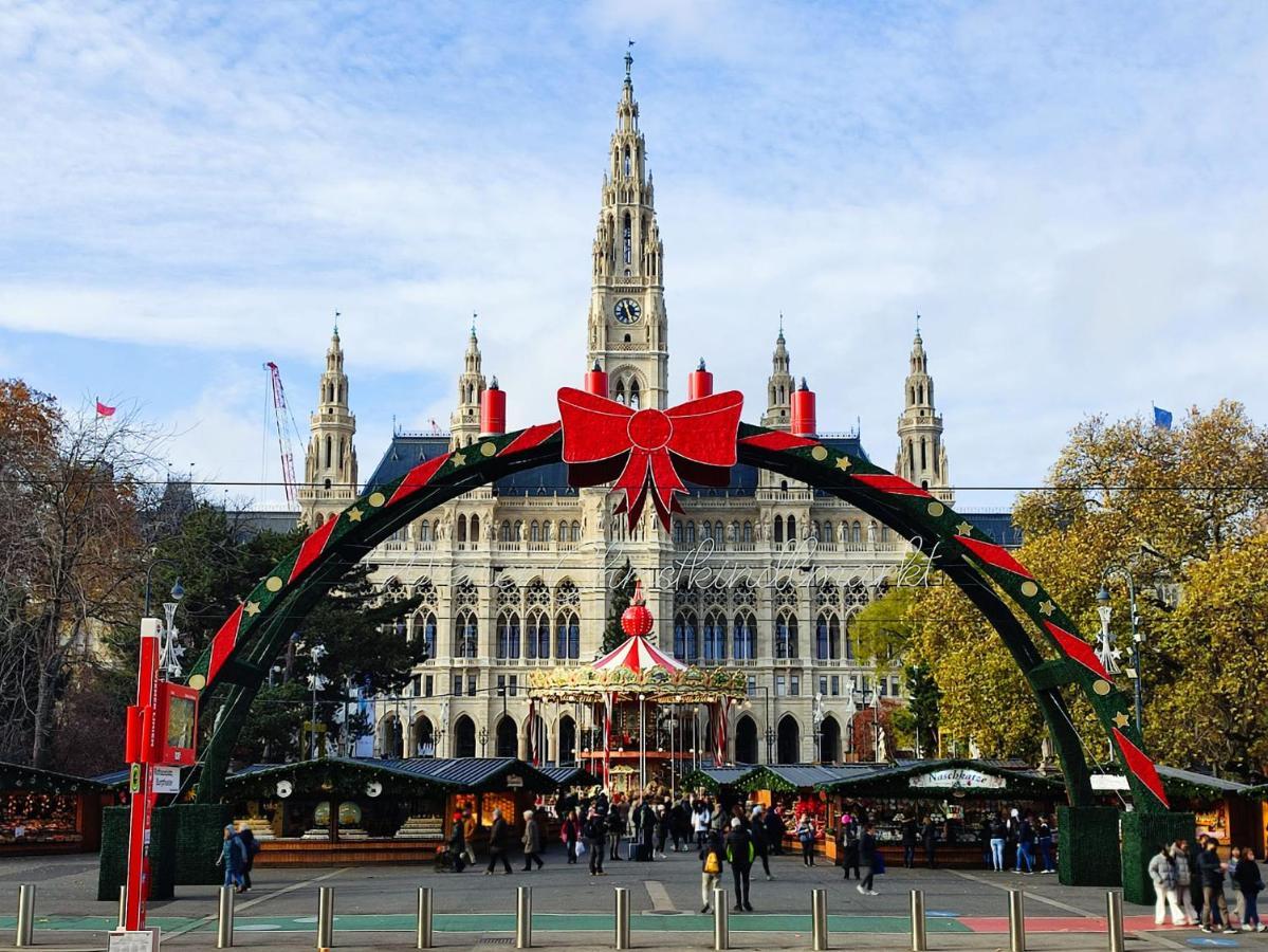 Center ! 2 Stops From The Center! * Wien